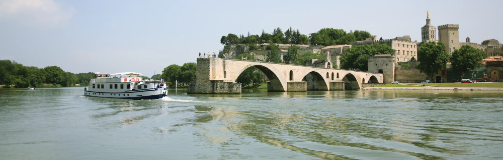 アヴィニョン〜ラ・ヴルト＝シュル＝ローヌ ナポレオン